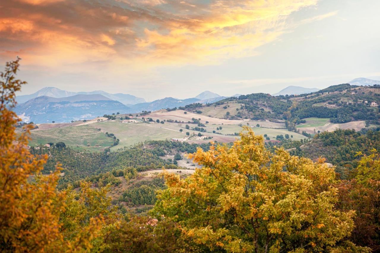 Tenuta Borgo Santa Cecilia Gubbio Exteriér fotografie